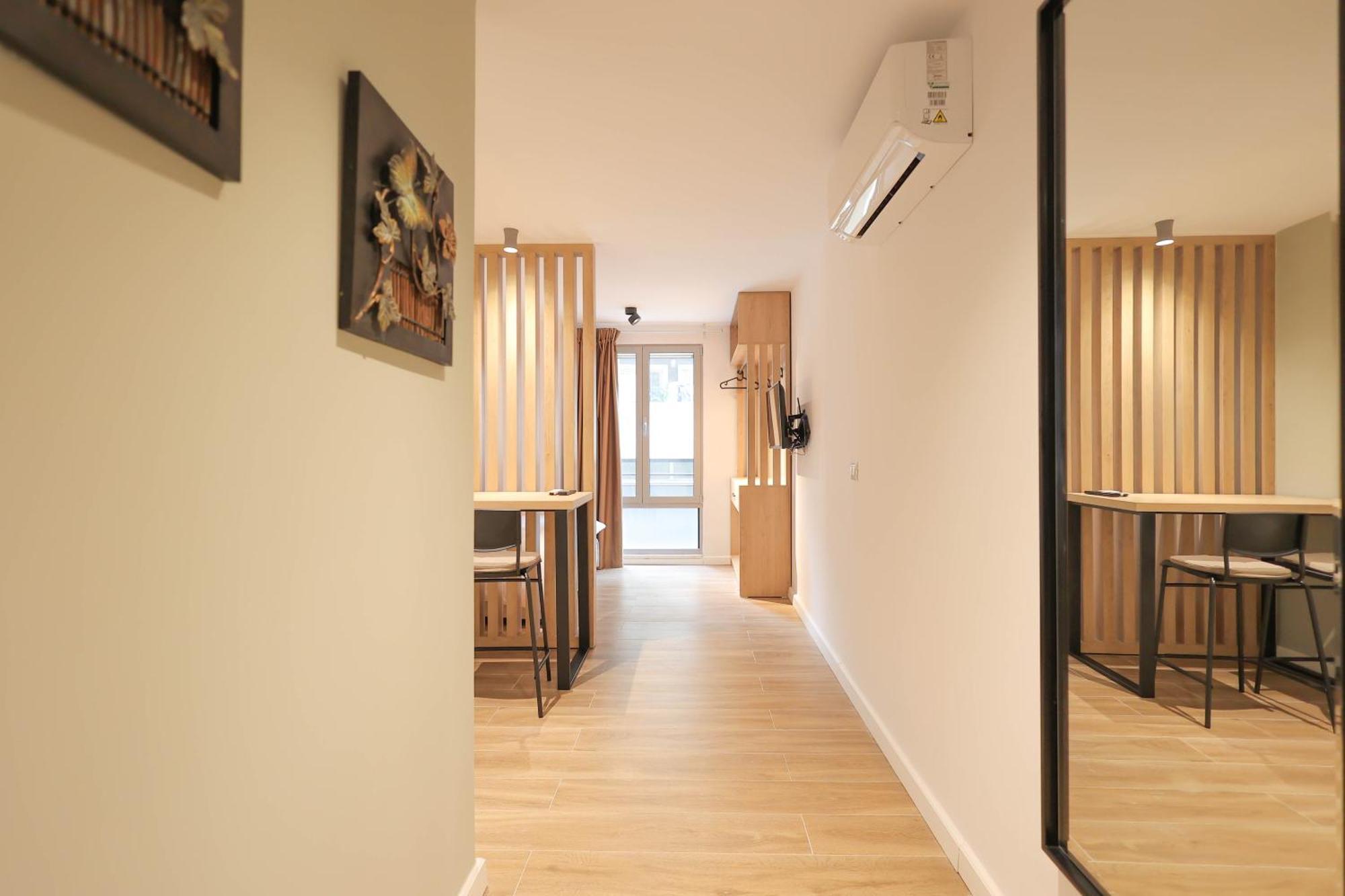 דורס Grandstay Studios מראה חיצוני תמונה